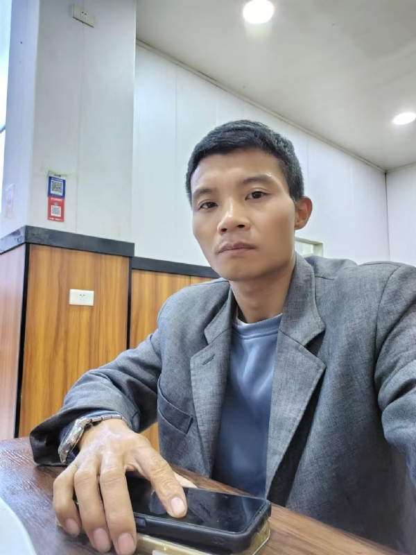 运满乾坤的第一张照片--湛江相亲服务中心