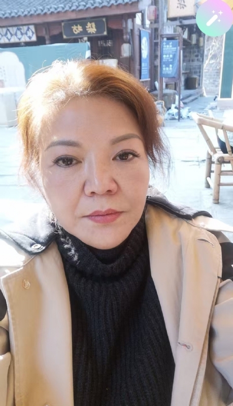 宛霞的第二张照片--湛江相亲服务中心