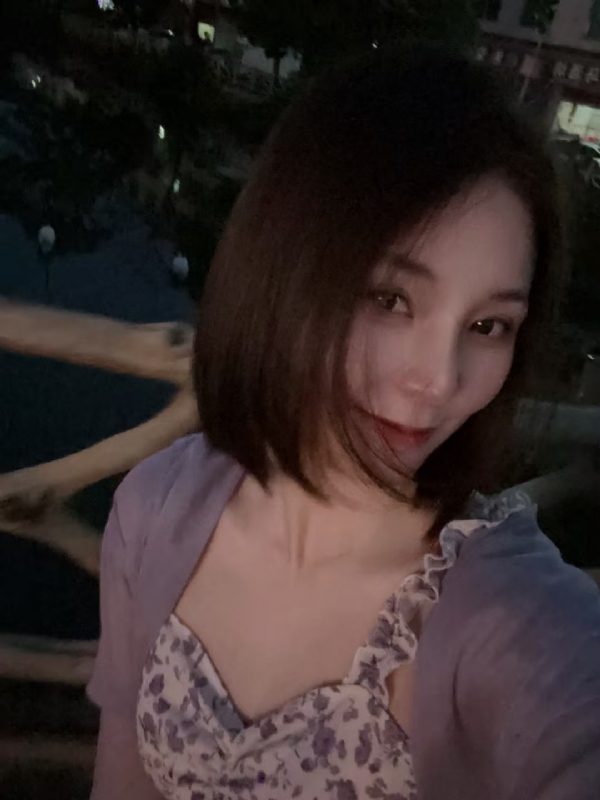 小小的第三张照片--湛江相亲服务中心