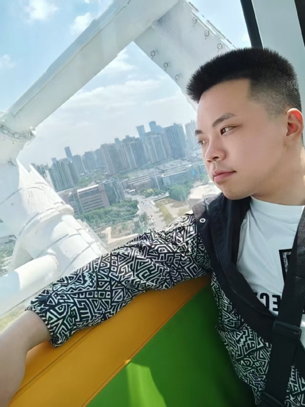 唐山相亲的第三张照片--湛江相亲服务中心