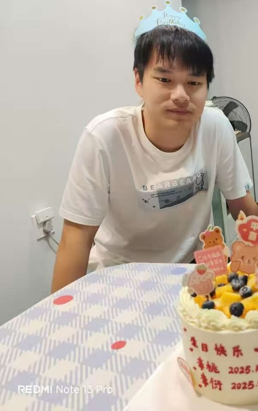 yan的第一张照片--湛江相亲服务中心