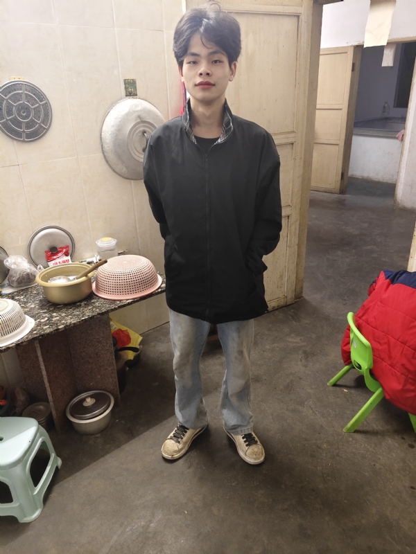 铭泽的第一张照片--湛江相亲服务中心