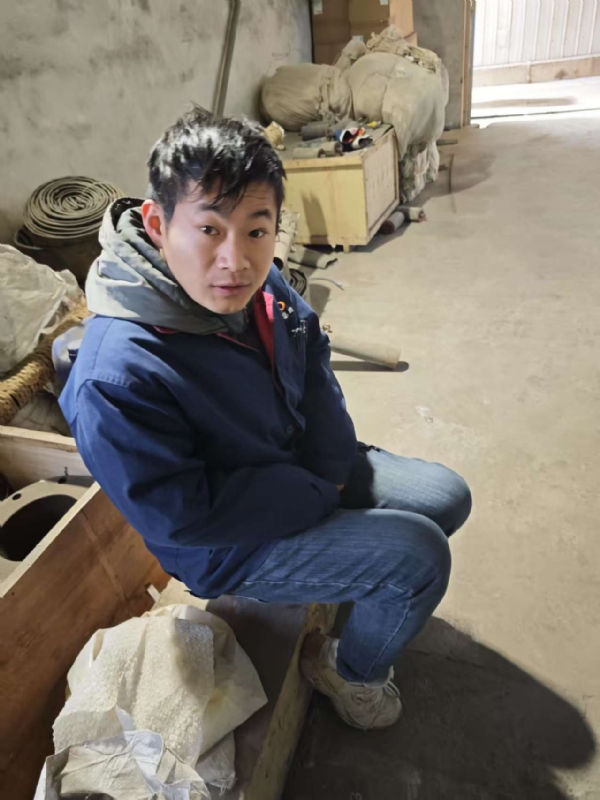 热爱生活的闫某的第一张照片--湛江相亲服务中心