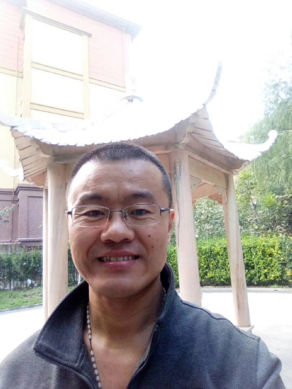 撸起袖子加油干的第一张照片--湛江相亲服务中心