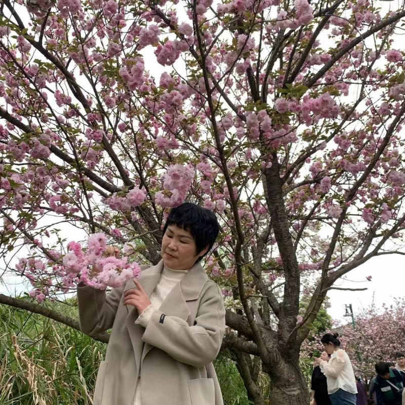 秋冬的雨有点冷的第一张照片--湛江相亲服务中心