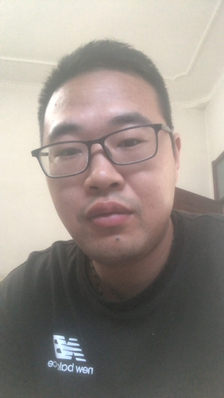 烟花的第一张照片--湛江相亲服务中心