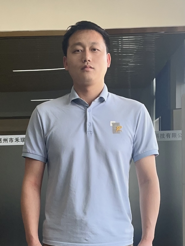 鹊桥的第一张照片--湛江相亲服务中心