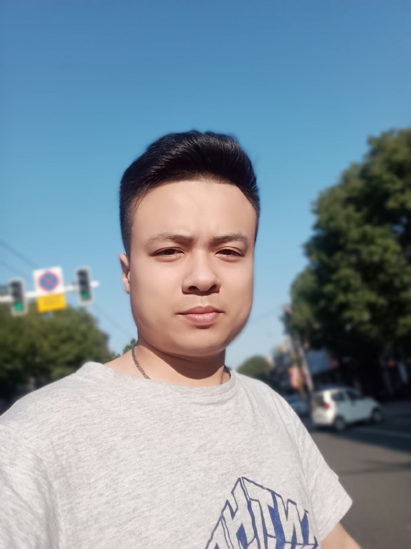 简简单单的第二张照片--湛江相亲服务中心