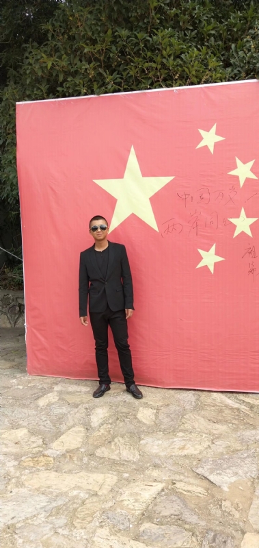 奔腾的小乌鸦的第一张照片--湛江相亲服务中心