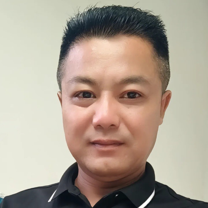 未来可期的第一张照片--湛江相亲服务中心