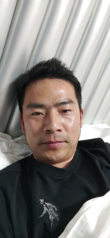 携手共进的第一张照片--湛江相亲服务中心