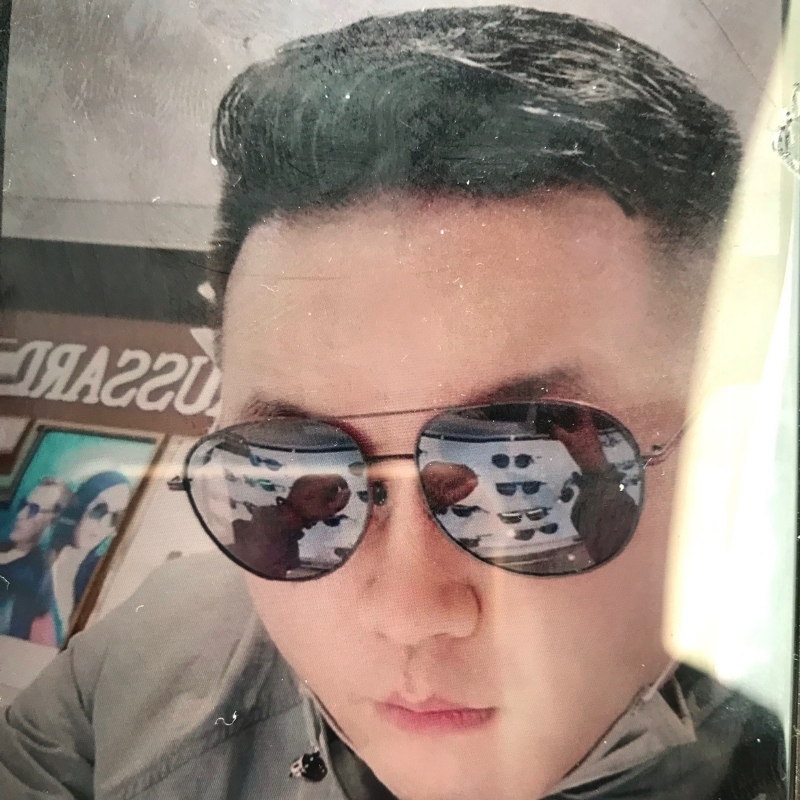 至尊宝的第一张照片--湛江相亲服务中心