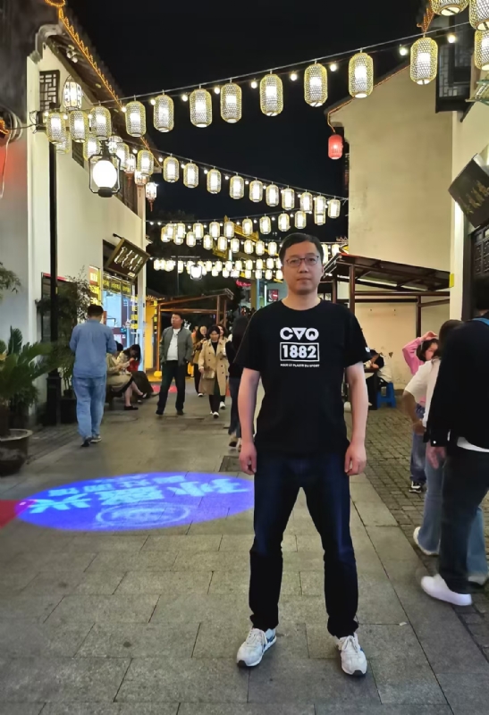 张楚岚的第一张照片--湛江相亲服务中心