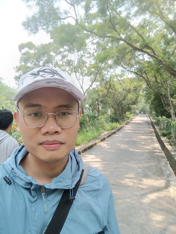 书衣的第二张照片--湛江相亲服务中心