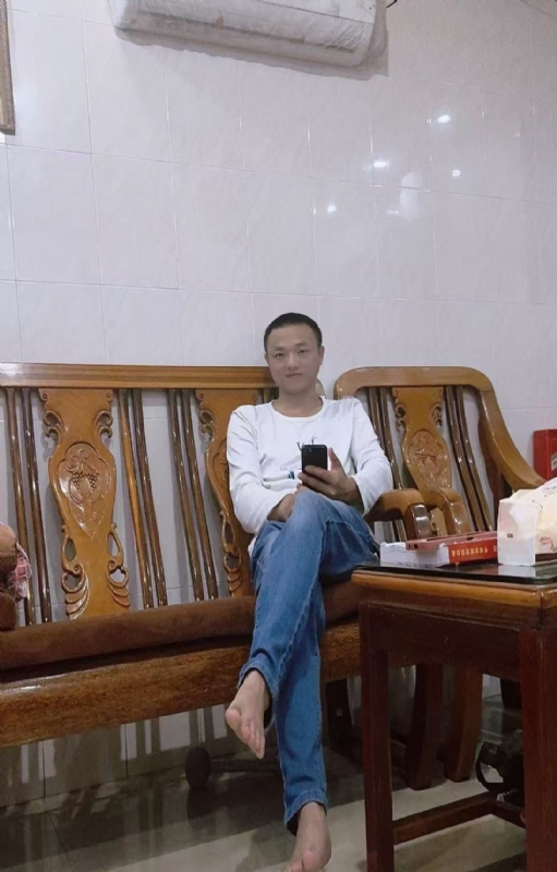 知年的第三张照片--湛江相亲服务中心